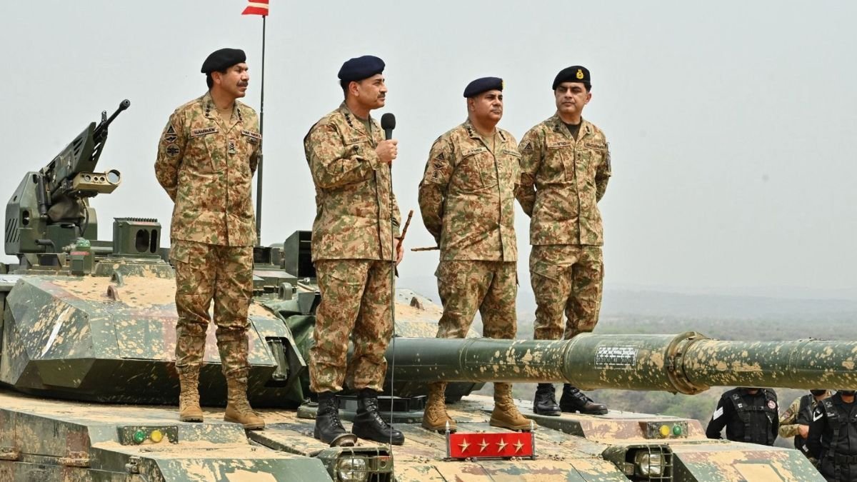 Pakistan's Defence in Crisis: Urgently Requests Deficient Items from China  » DefenceXP - Indian Defence Network